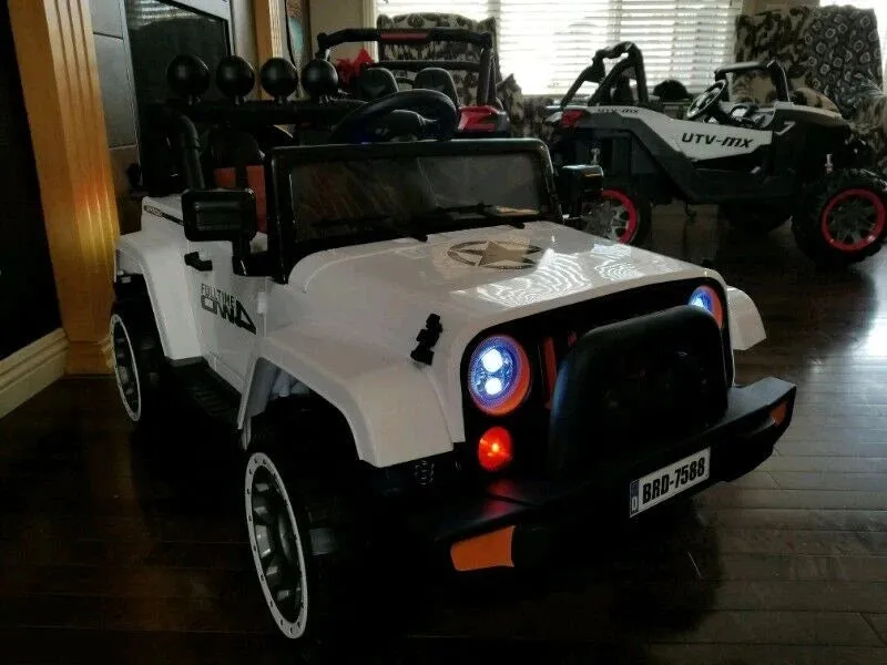 2025 Super Cool All Terrain Jeep | Small 2 Seater | 2 Colours | Rubber Tires | Leather Seat | Ages 3-6 | Remote