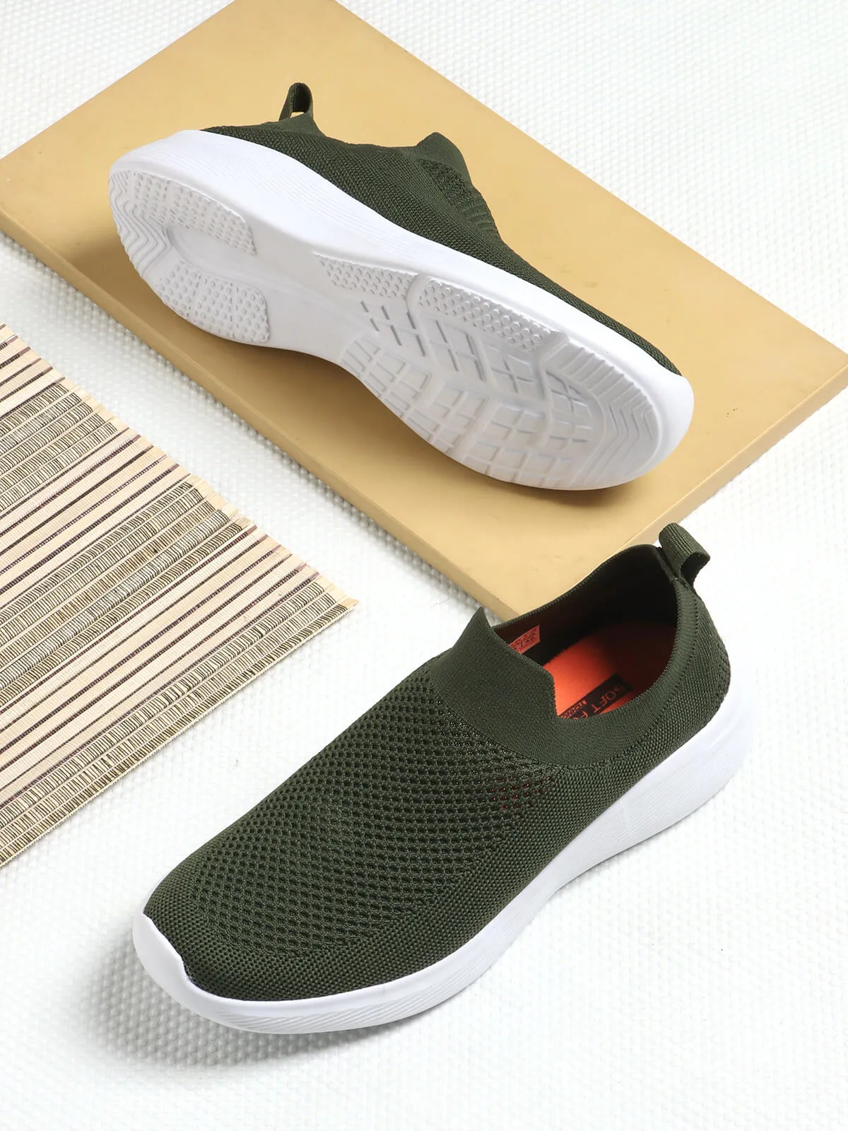 AIRFLOW 07 OLIVE