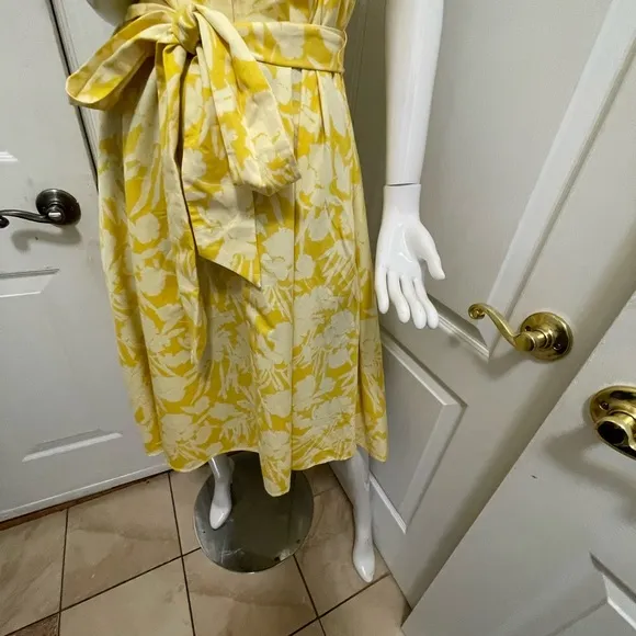 Ann Taylor Floral Cotton Fit and Flare yellow dress size 16