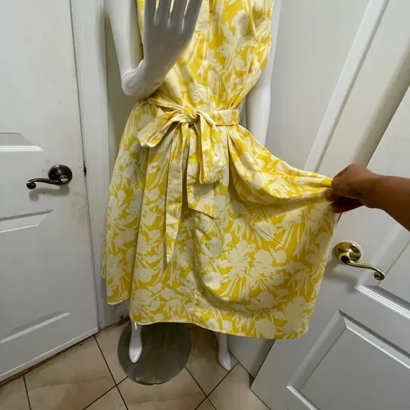 Ann Taylor Floral Cotton Fit and Flare yellow dress size 16