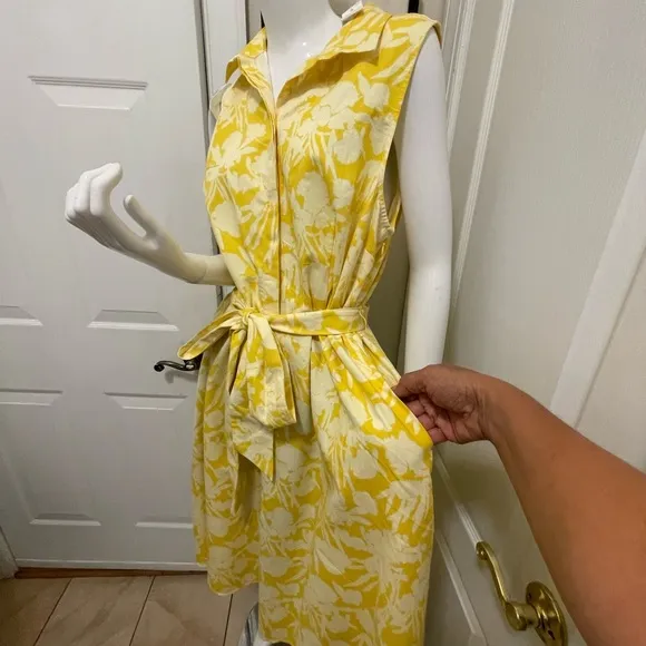 Ann Taylor Floral Cotton Fit and Flare yellow dress size 16