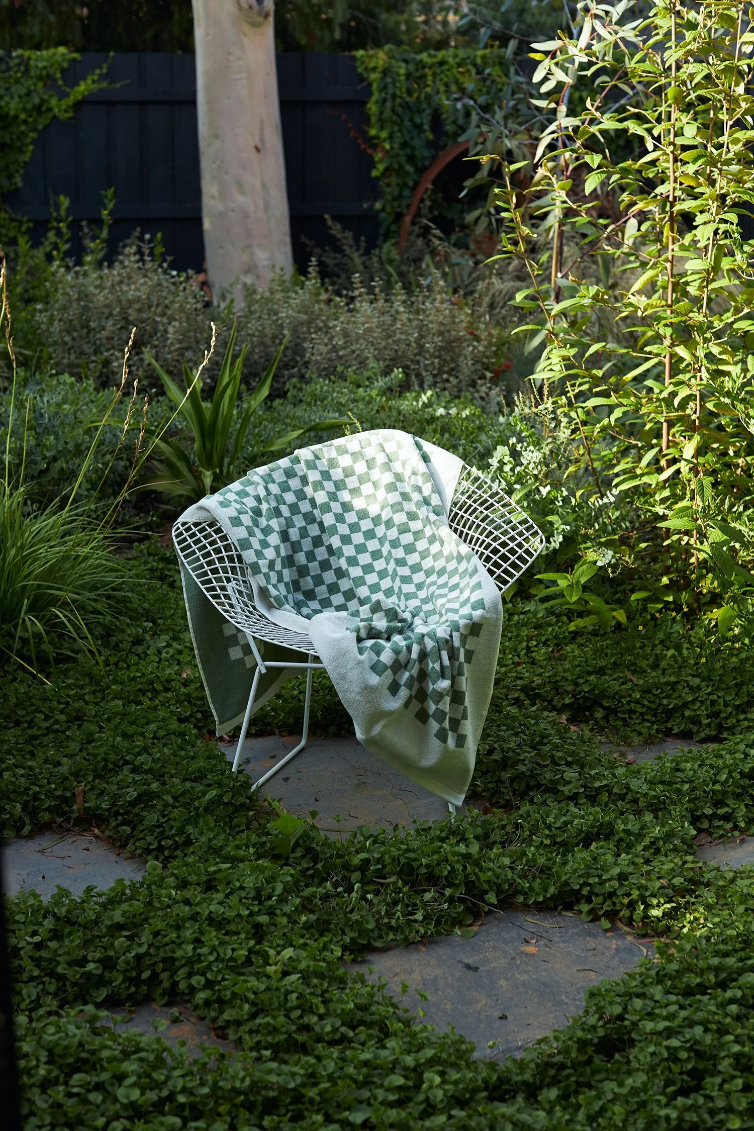 Baina | Roman Pool Towel in Sage and Chalk