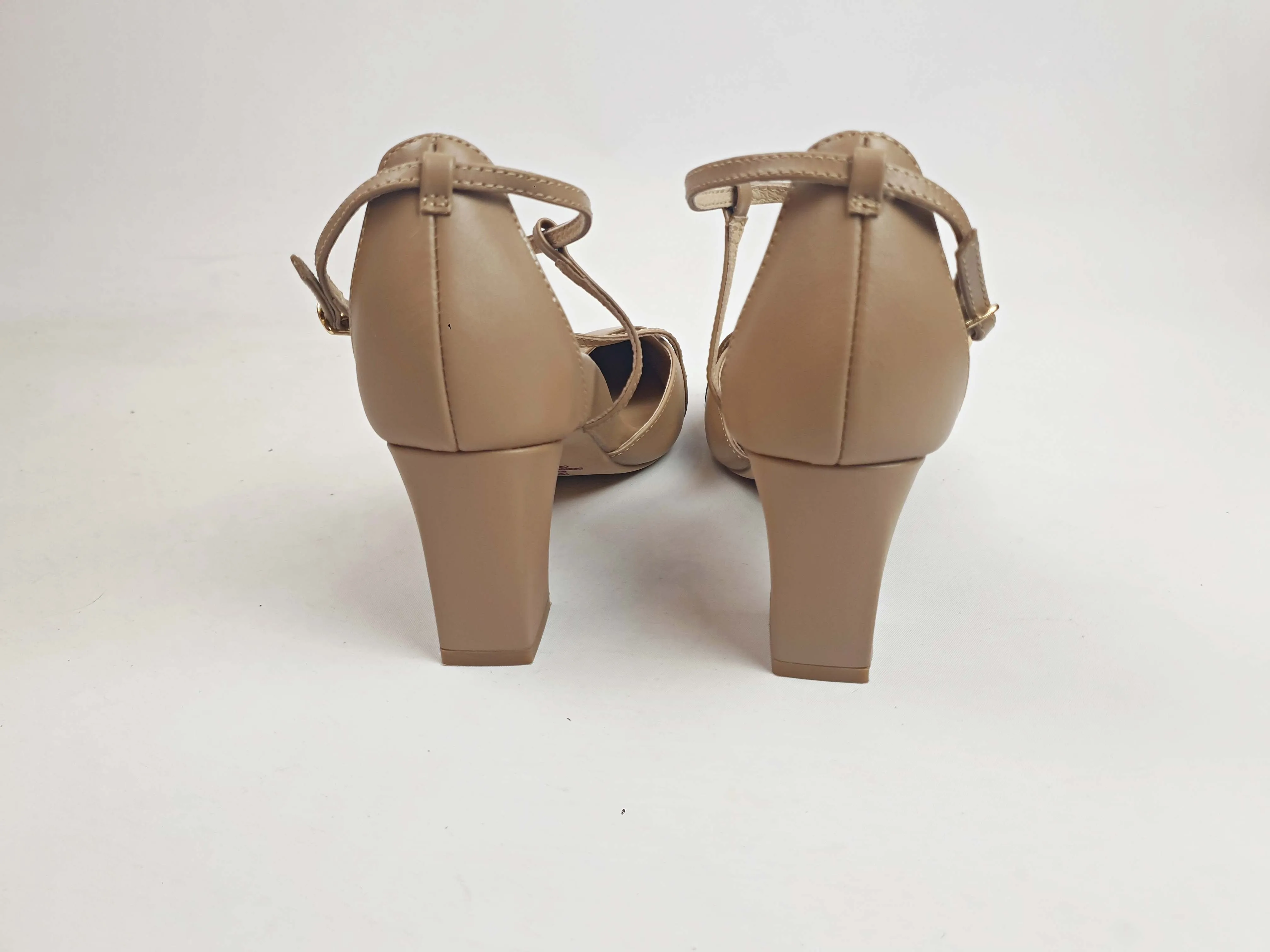 Bared tan mid heel shoes with elegant straps size 37