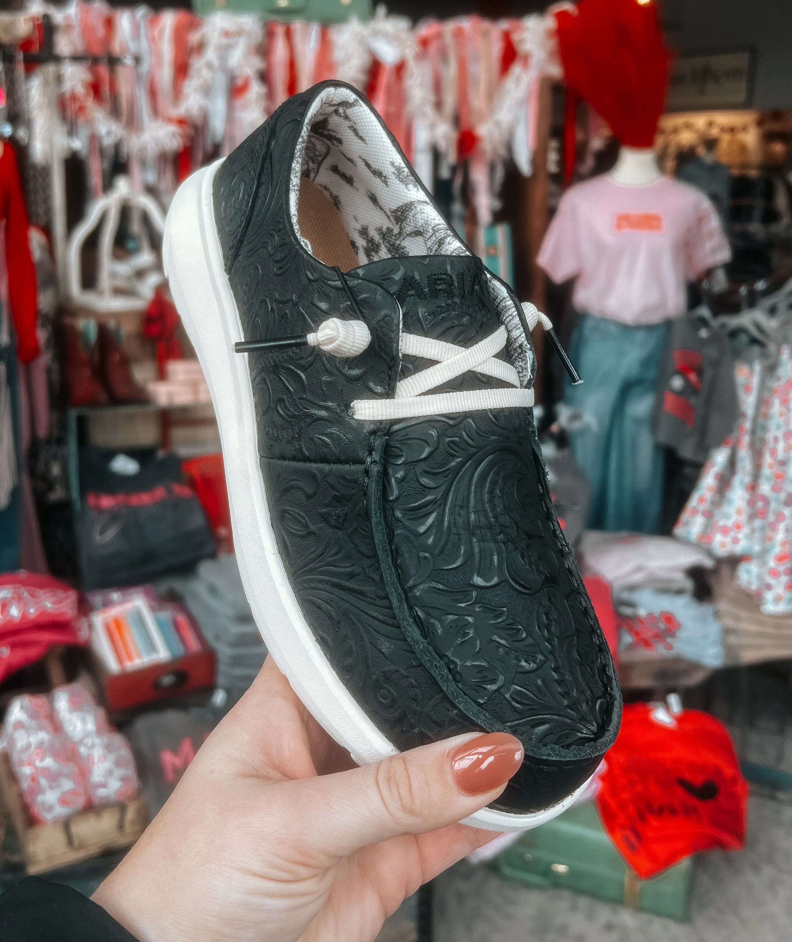 Black Tooled Ariat Hi Lo