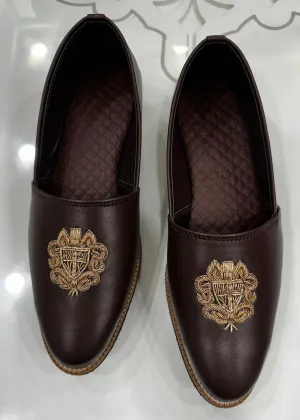 BROWN CUT SHOE FOR MEN