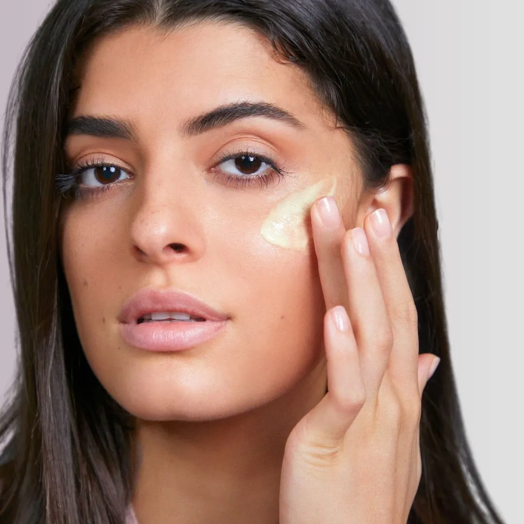 Cassia Brightening Serum Vit C   HA