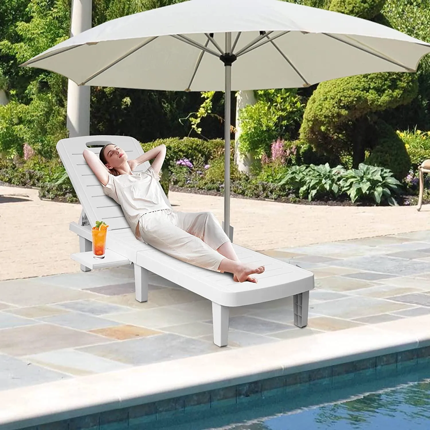 Chaise Lounge Chair Patio Sunbathing Chair with 4 Level Adjustable Backrest & Hide Cup Holder, White