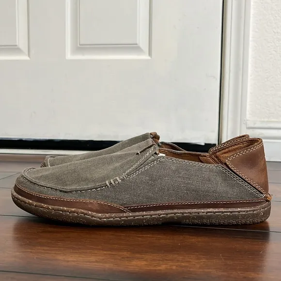 Clarks Men's Trapell Form Loafer Olive Canvas Men's 10.5 in Olive Preppy Casual