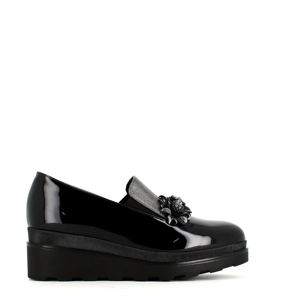 Comart Wedge Loafer with Trim Patent Black