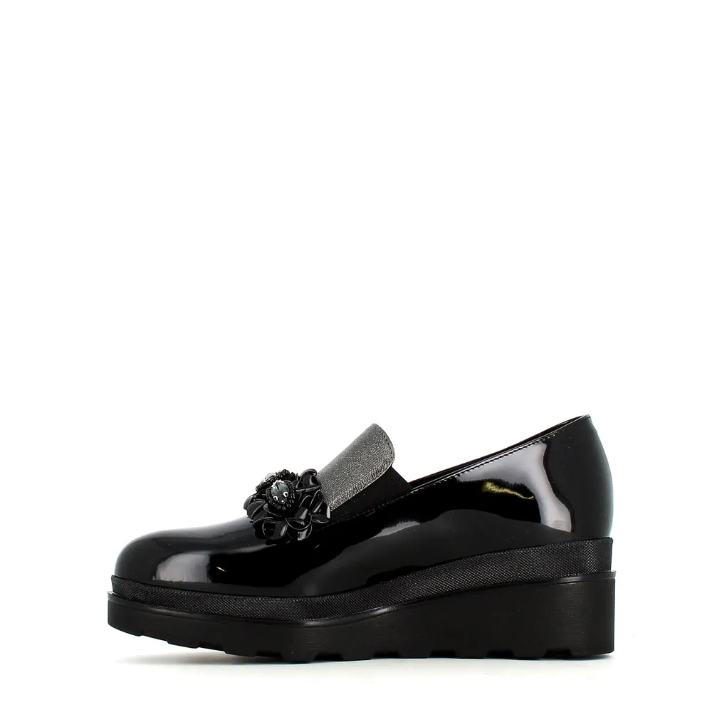 Comart Wedge Loafer with Trim Patent Black