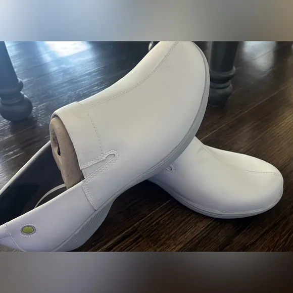Dansko Work Wonders leather clog 41 white