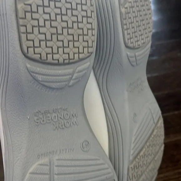 Dansko Work Wonders leather clog 41 white