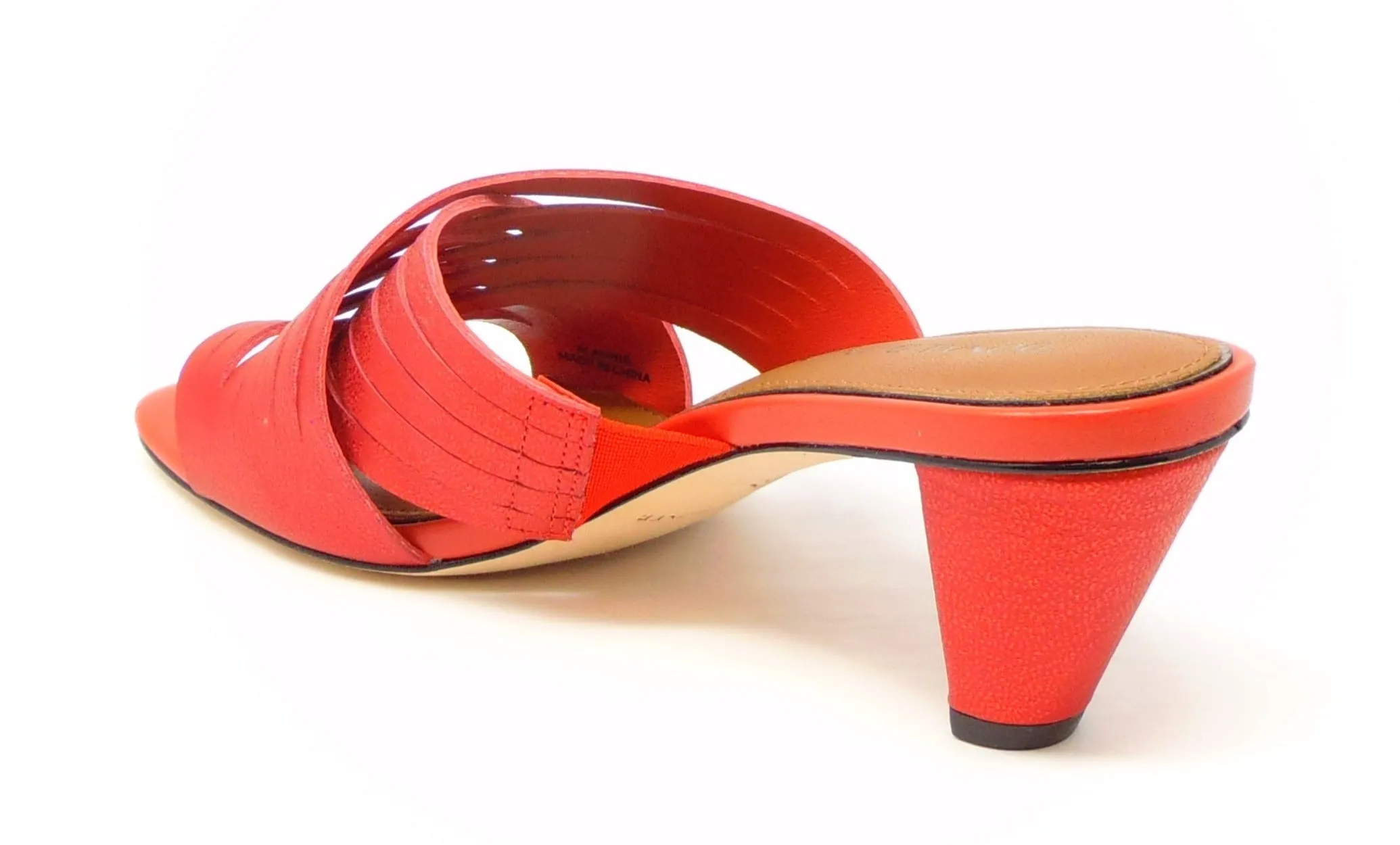 Donald Pliner Alannis Tomato/Beige (also available in Black)
