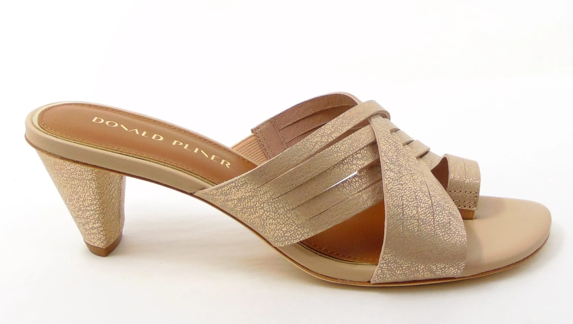 Donald Pliner Alannis Tomato/Beige (also available in Black)