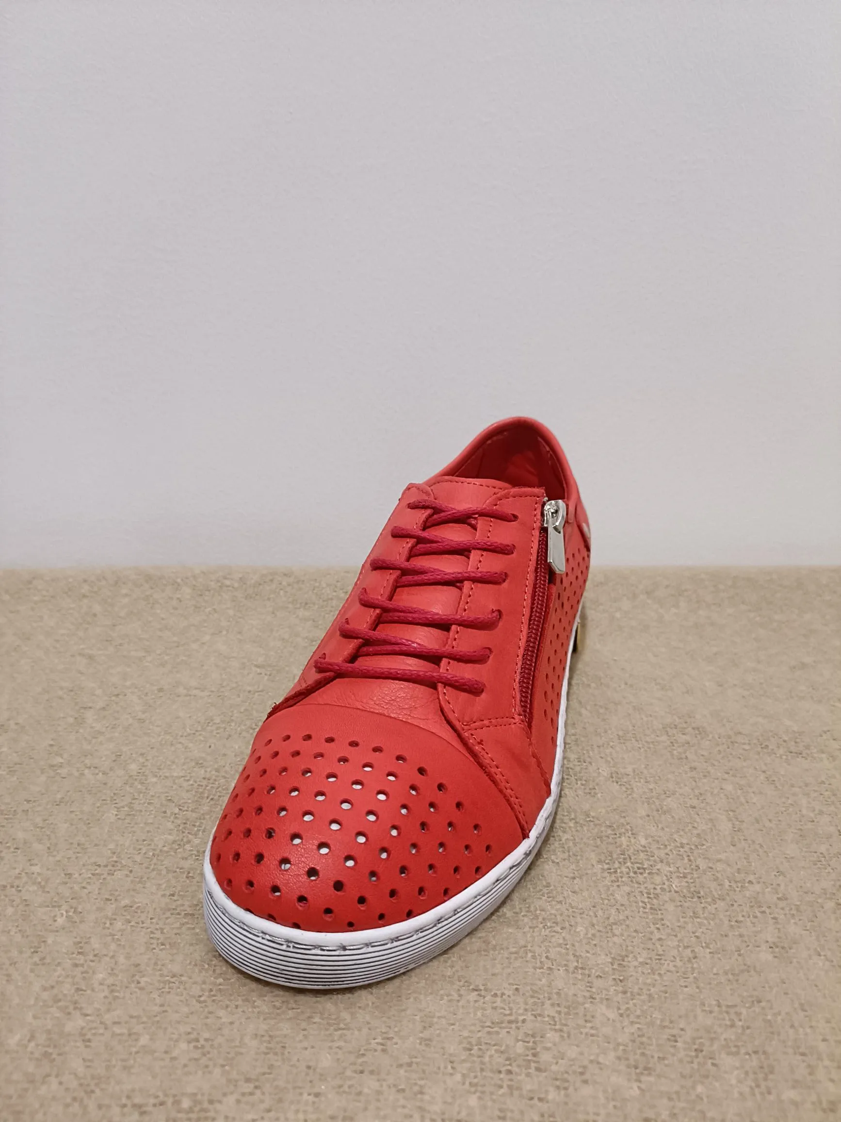 EG17 Cabello Shoe