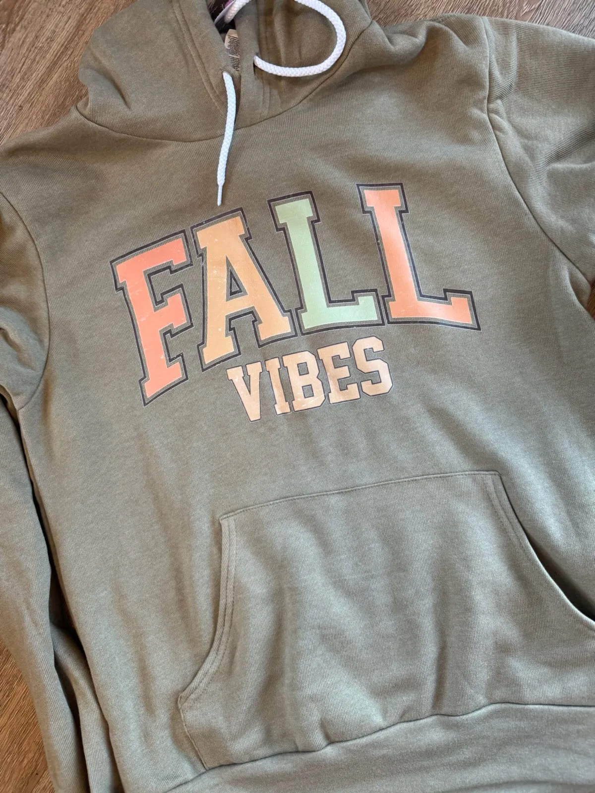 FALL VIBES GRAPHIC HOODIE