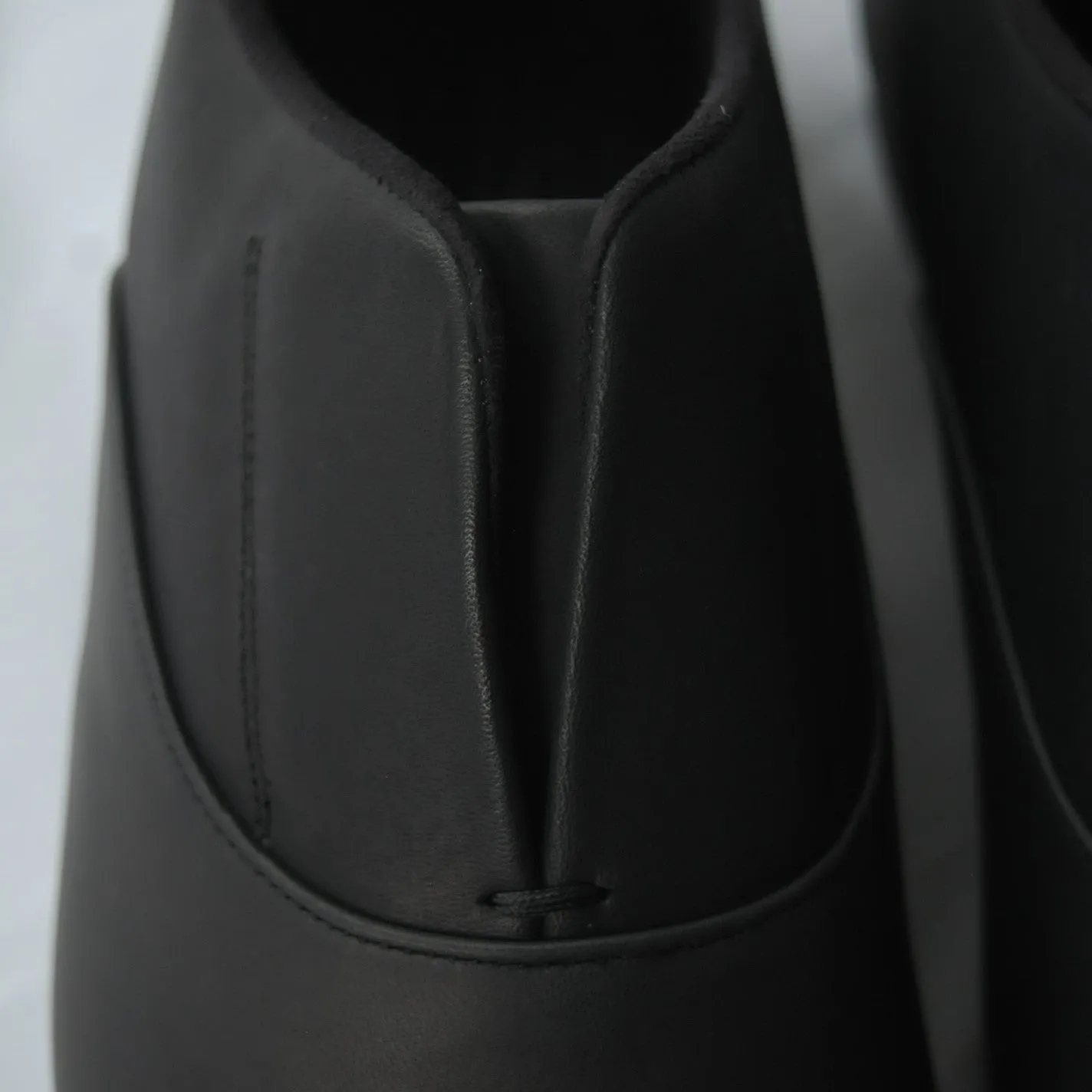 JAZZ SLIP-ON SHOES