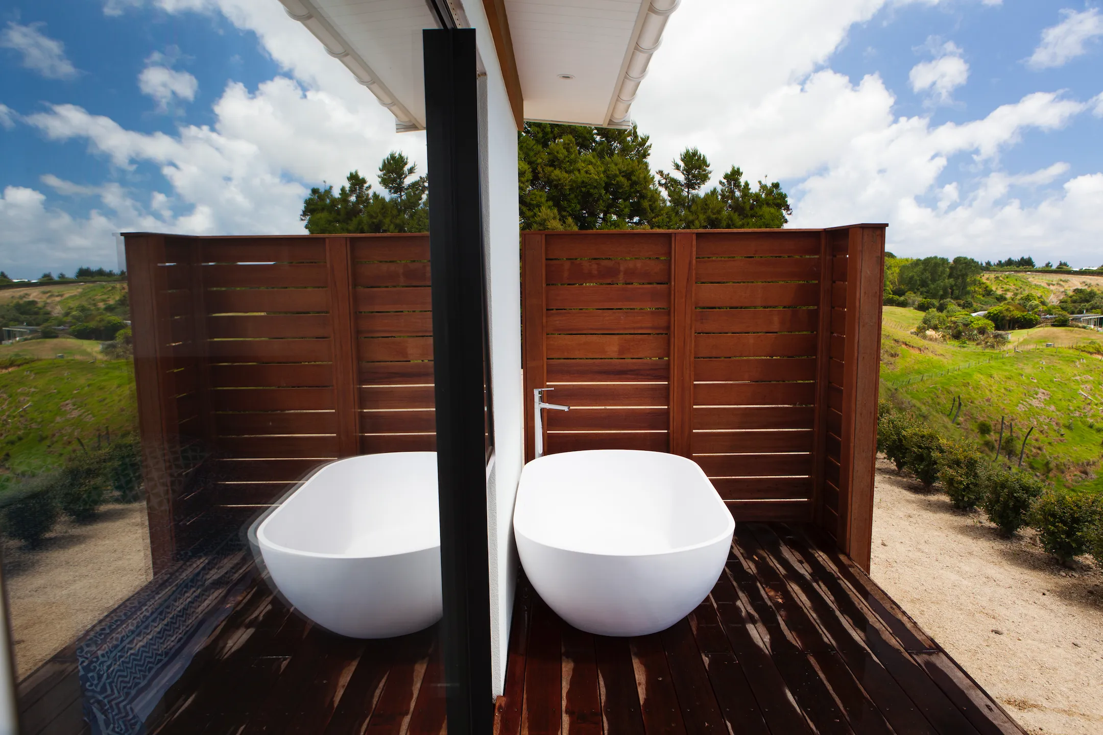 Justina Outdoor Bath - Comfortably Fits 2 People - 1650mm - ST12 1650