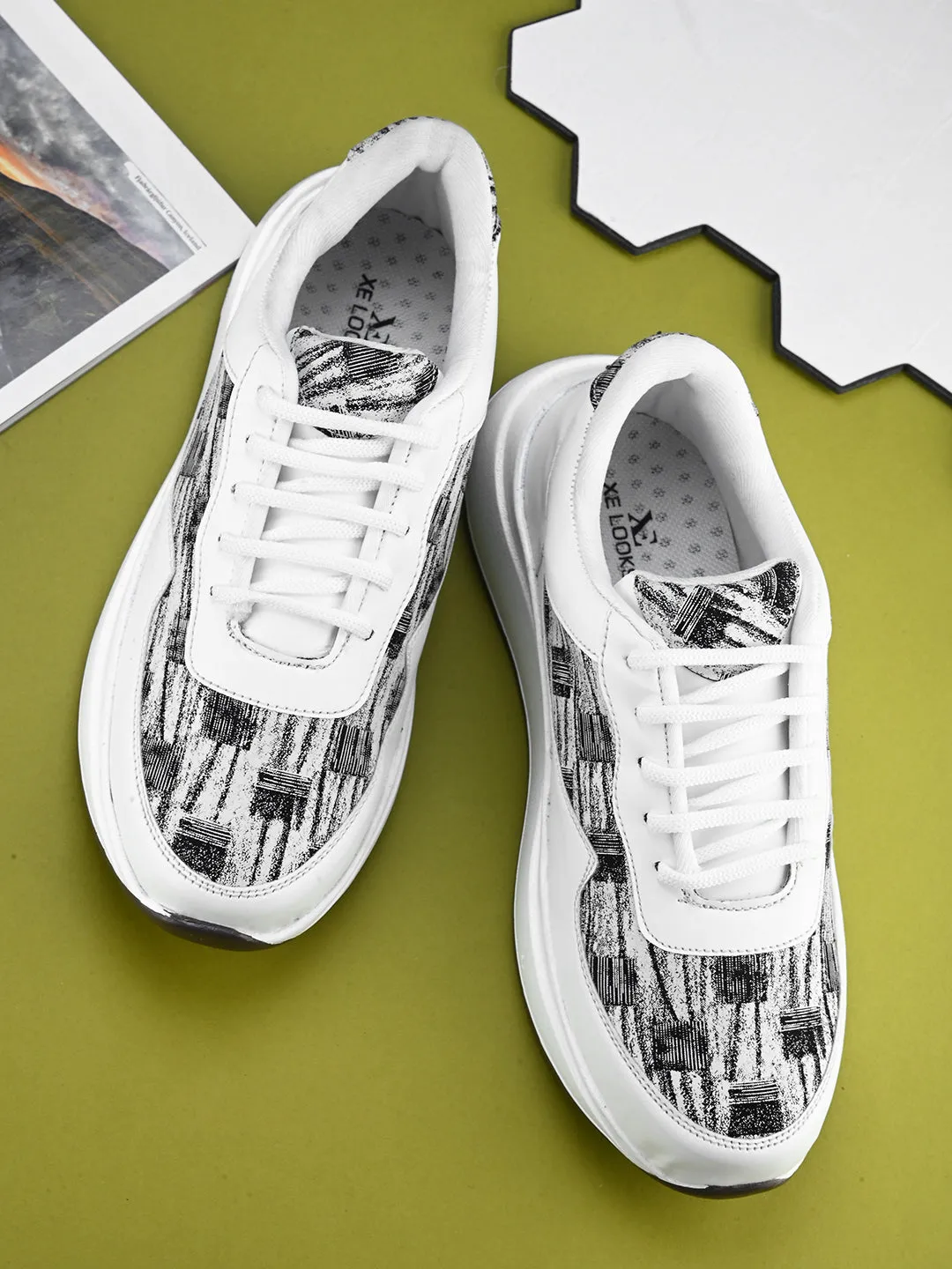 Lightweight & Attractive Lace up Sneaker Shoes