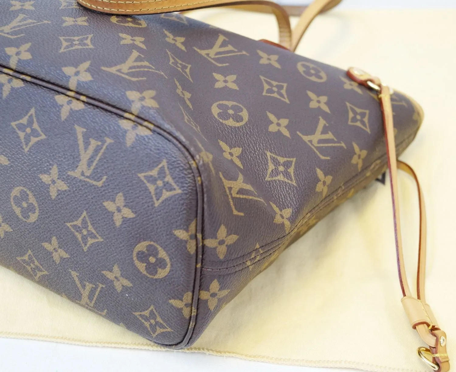 LOUIS VUITTON Monogram Canvas Pivoine Neverfull PM Tote Bag