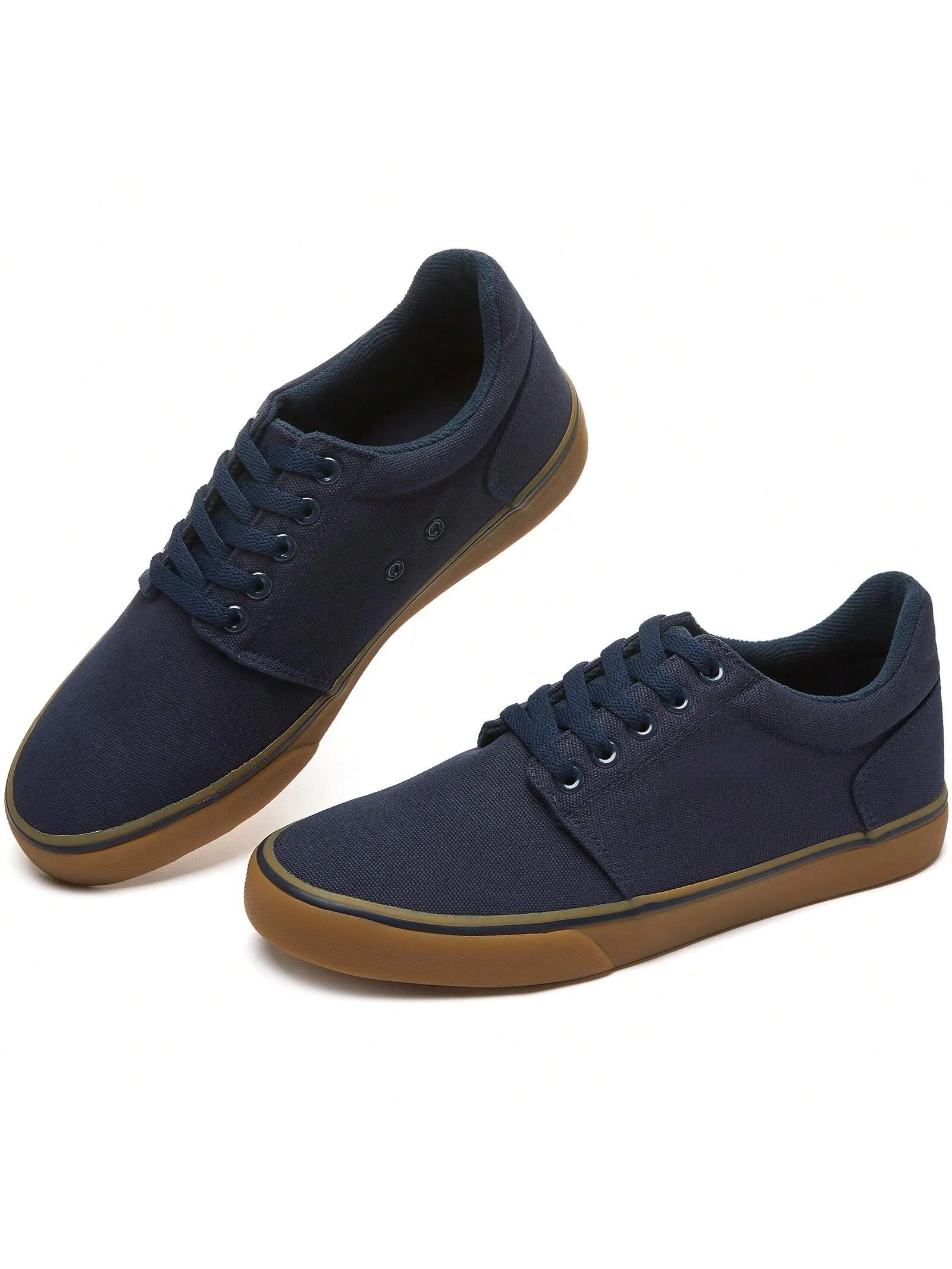 Men's Classic Canvas Sneakers: Comfortable Low-Top Lace-Up