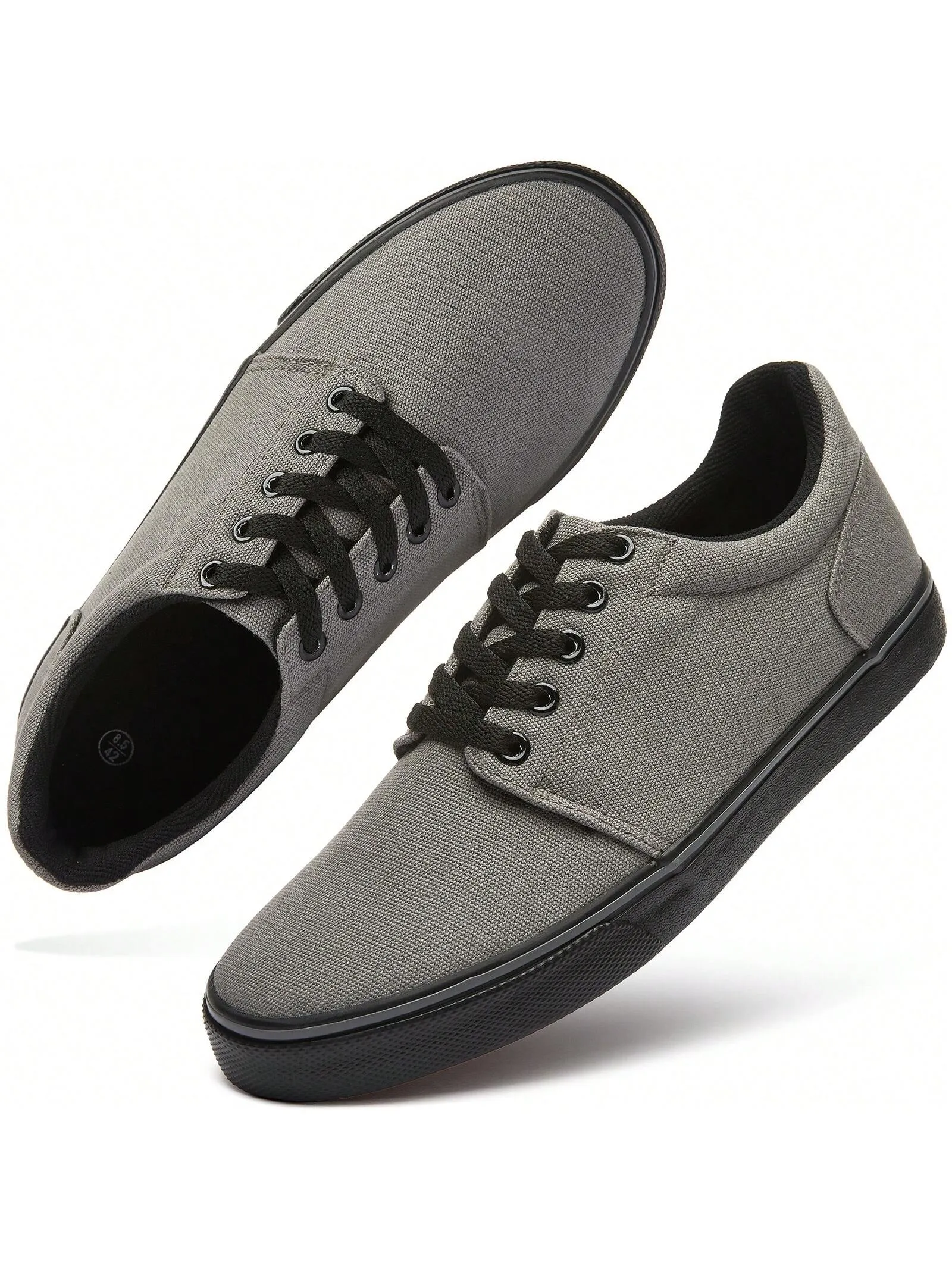 Men's Classic Canvas Sneakers: Comfortable Low-Top Lace-Up