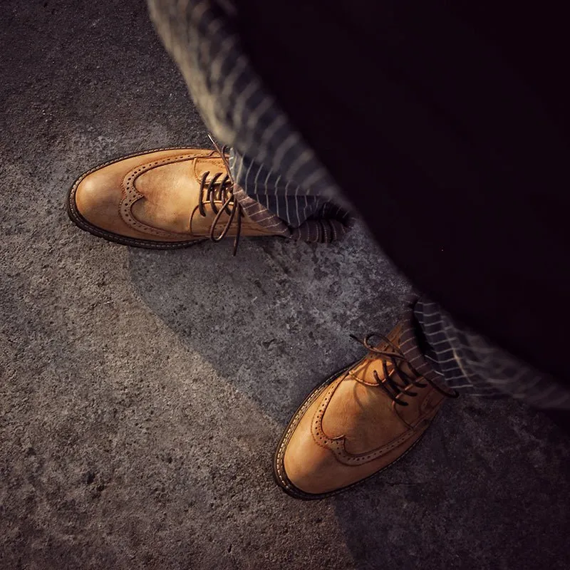 Men's thick-soled trendy carved thick-soled work shoes