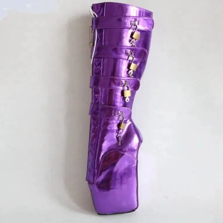 Metallic Silver Tiptoe Heels Boots