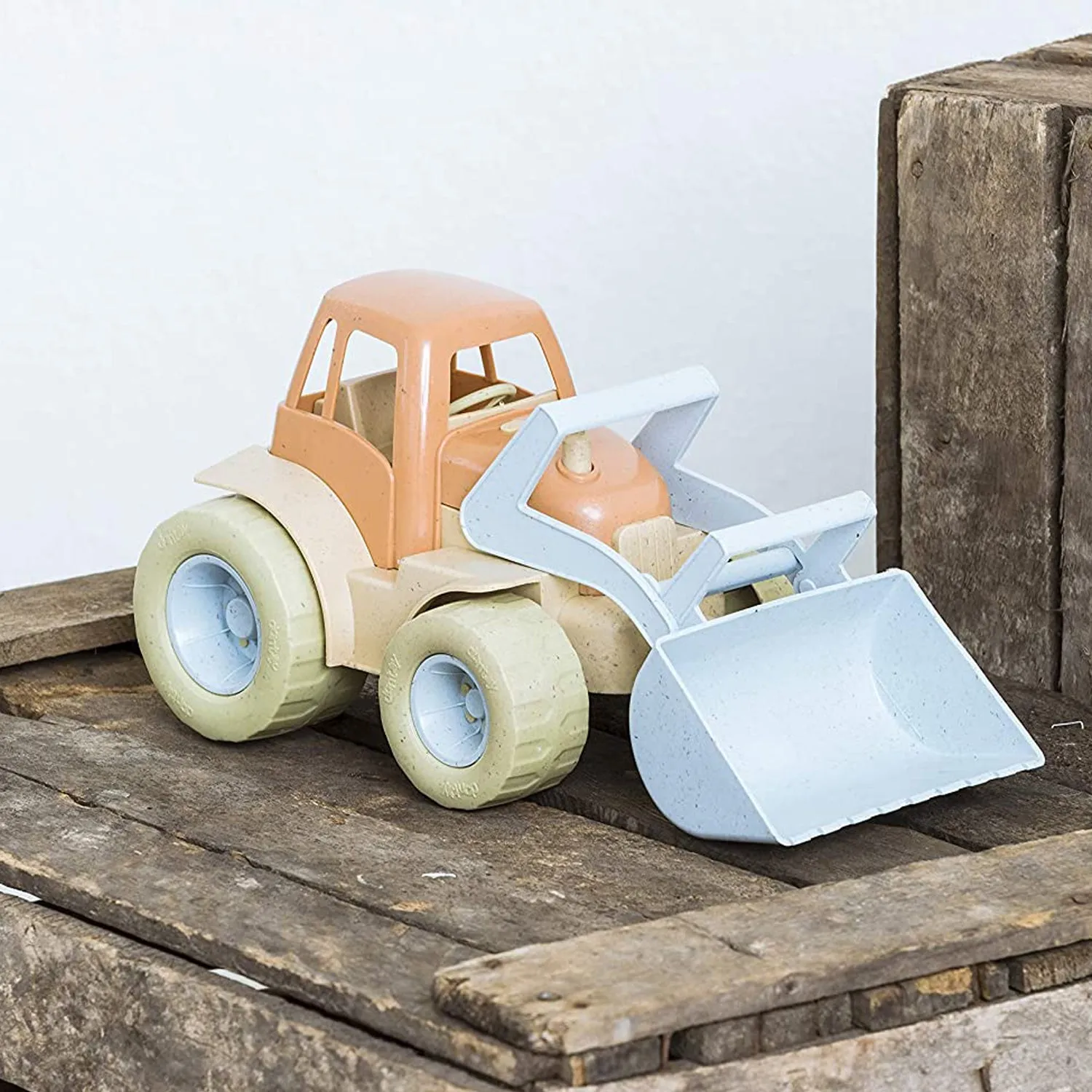 Montessori 100% Recyclable BIOPlastic Sandpit Toy | Toy Tractor with Scoop Front Loader | 2 Years 