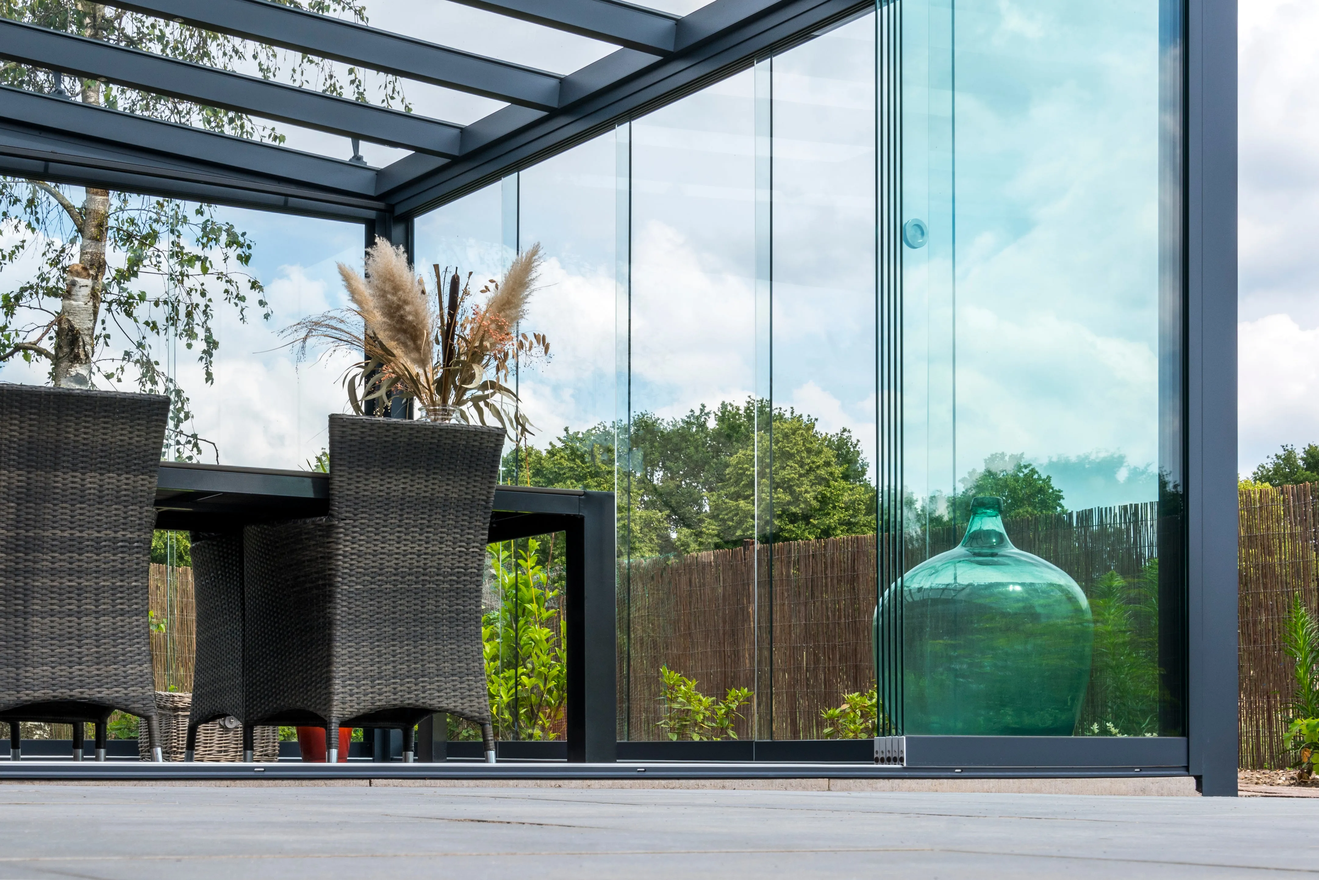 Nova Titan Aluminium Pergola 4m x 3m  optional Glass Sliding Doors - Grey
