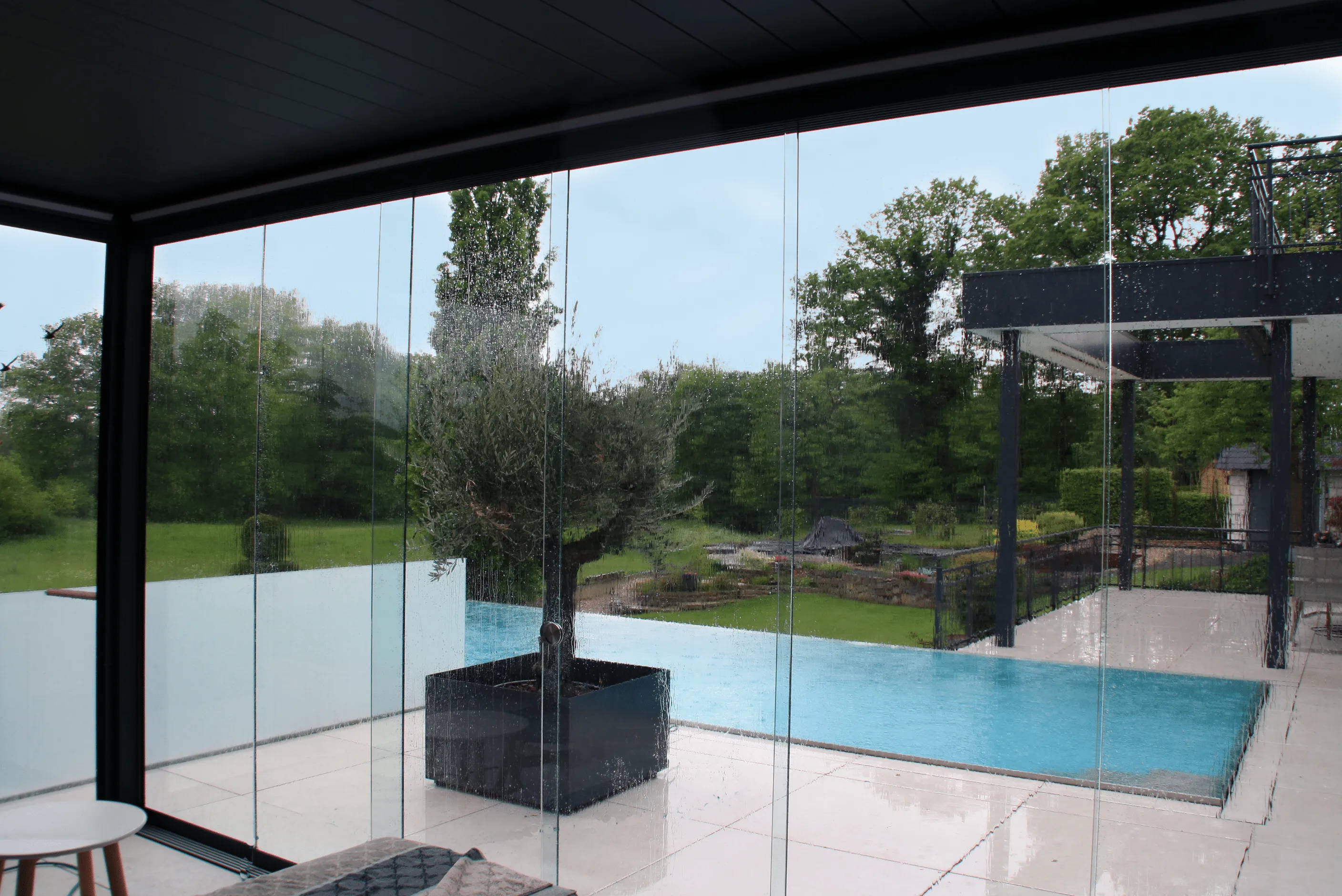 Nova Titan Aluminium Pergola 4m x 3m  optional Glass Sliding Doors - Grey