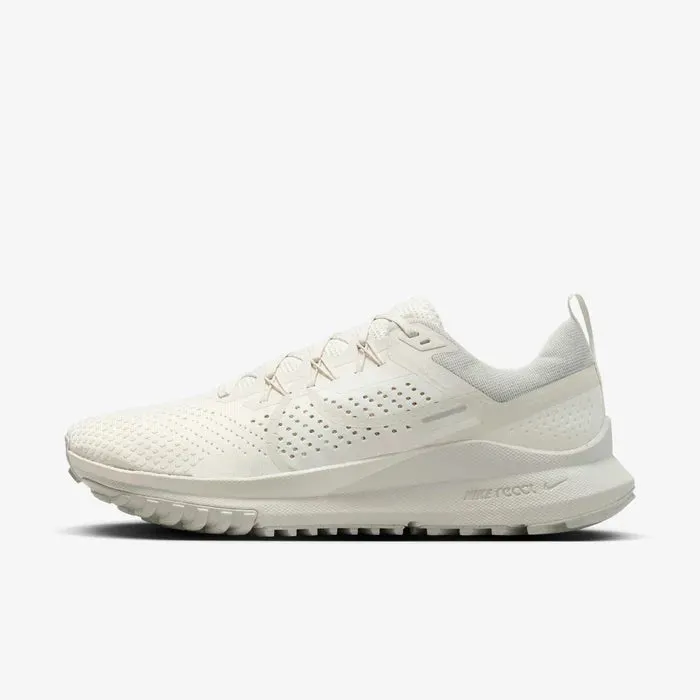 PEGASUS TRAIL 4 - WHITE