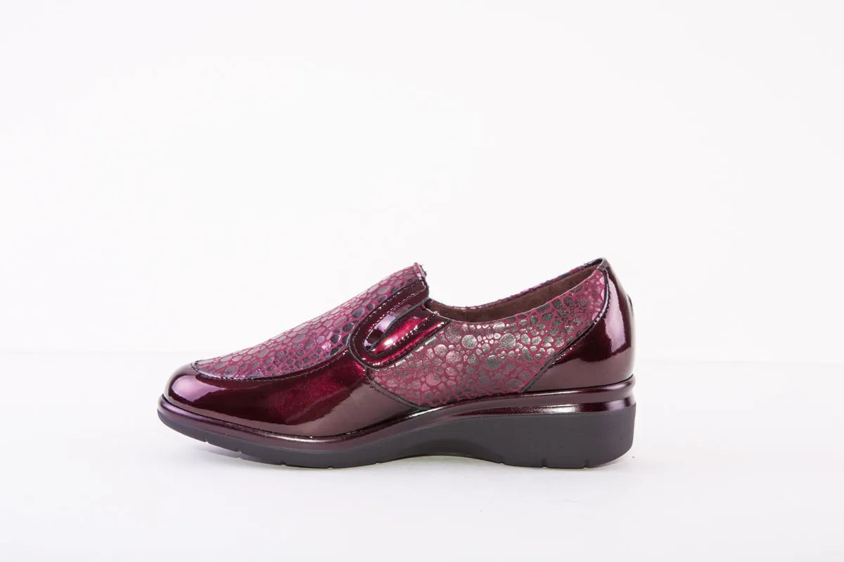 PITILLOS 1610 SLIP-ON COMFORT SHOE - WINE