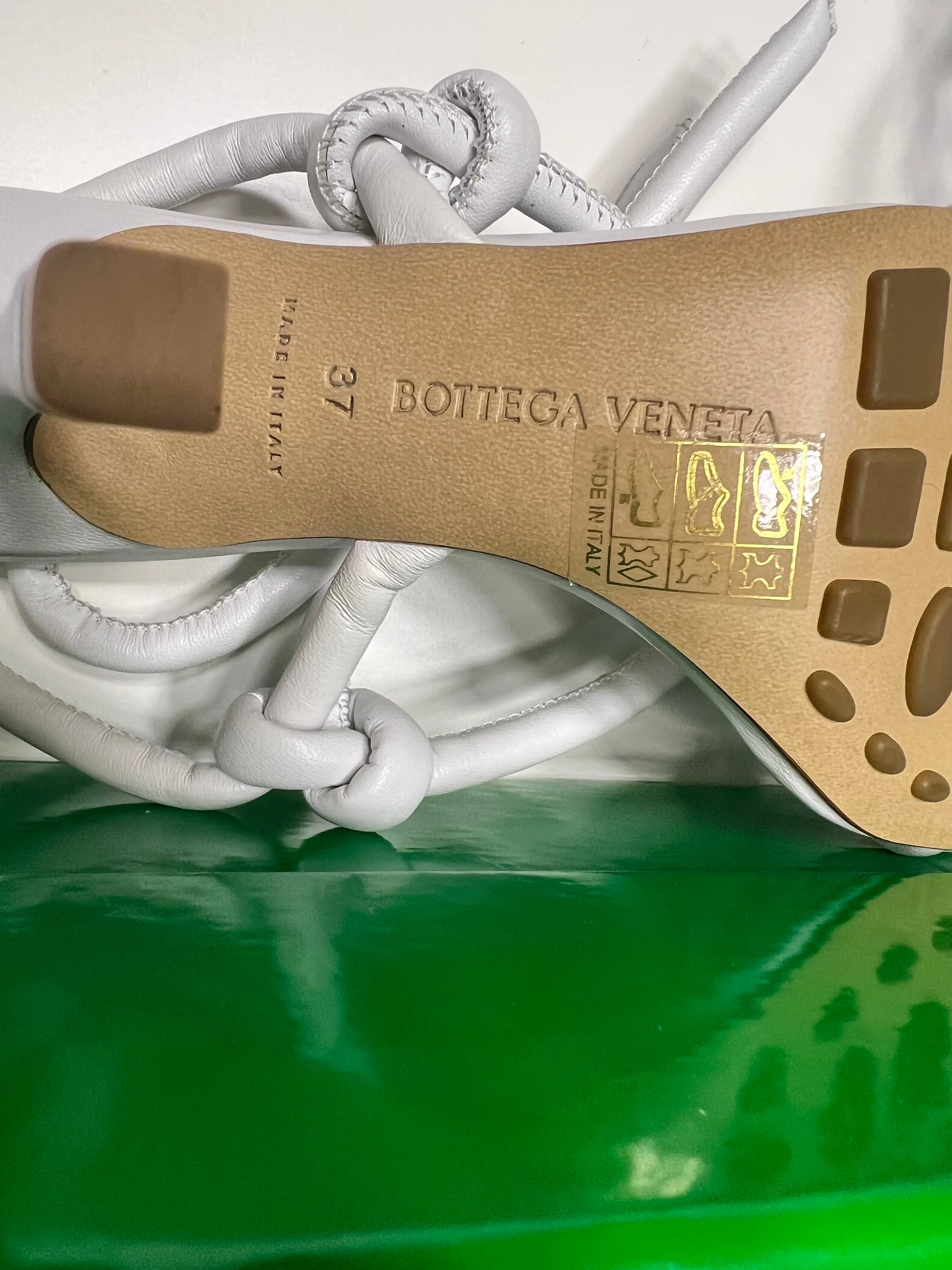 Pre-owned Bottega Veneta Sandals