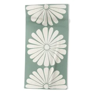 Retro Daisy XX Beach Towel