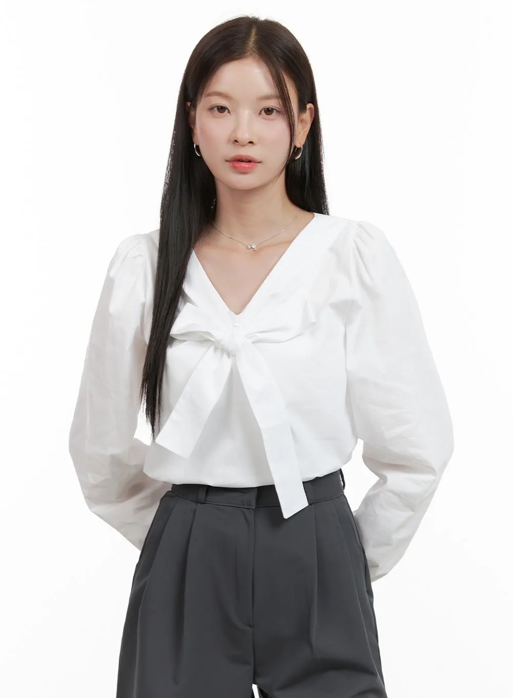 Ribbon-Tied V-Neck Blouse OG416