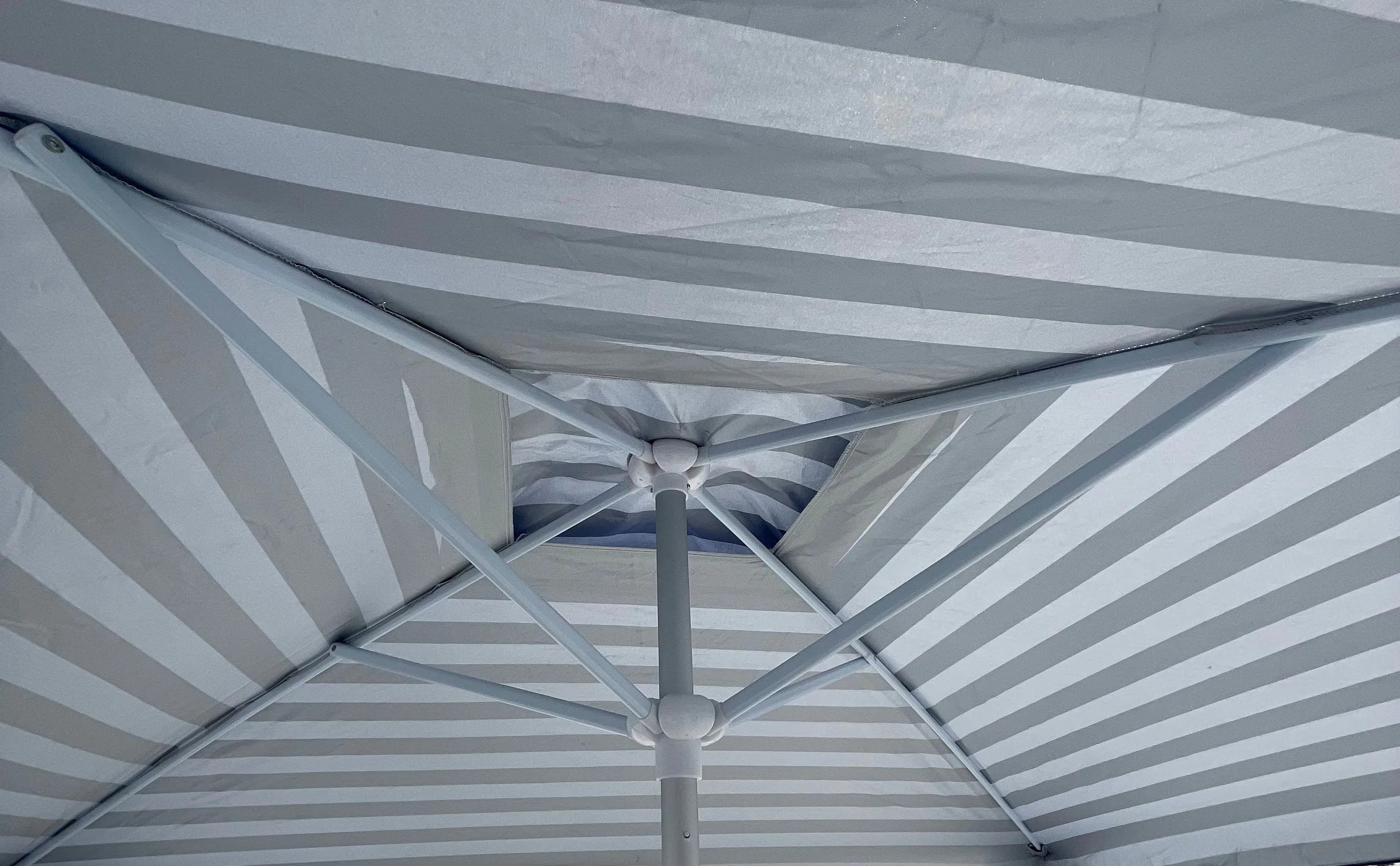Seagull Sea Shack Beach Cabana Al Pole 210d 2.2x2.2m SEA-SHACK