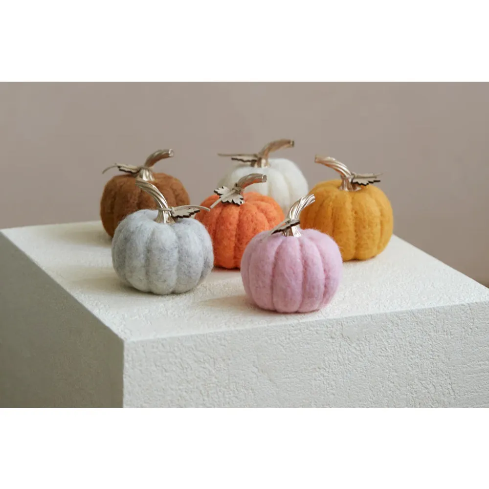 Shiraleah Assorted Colors Felt Pumpkins