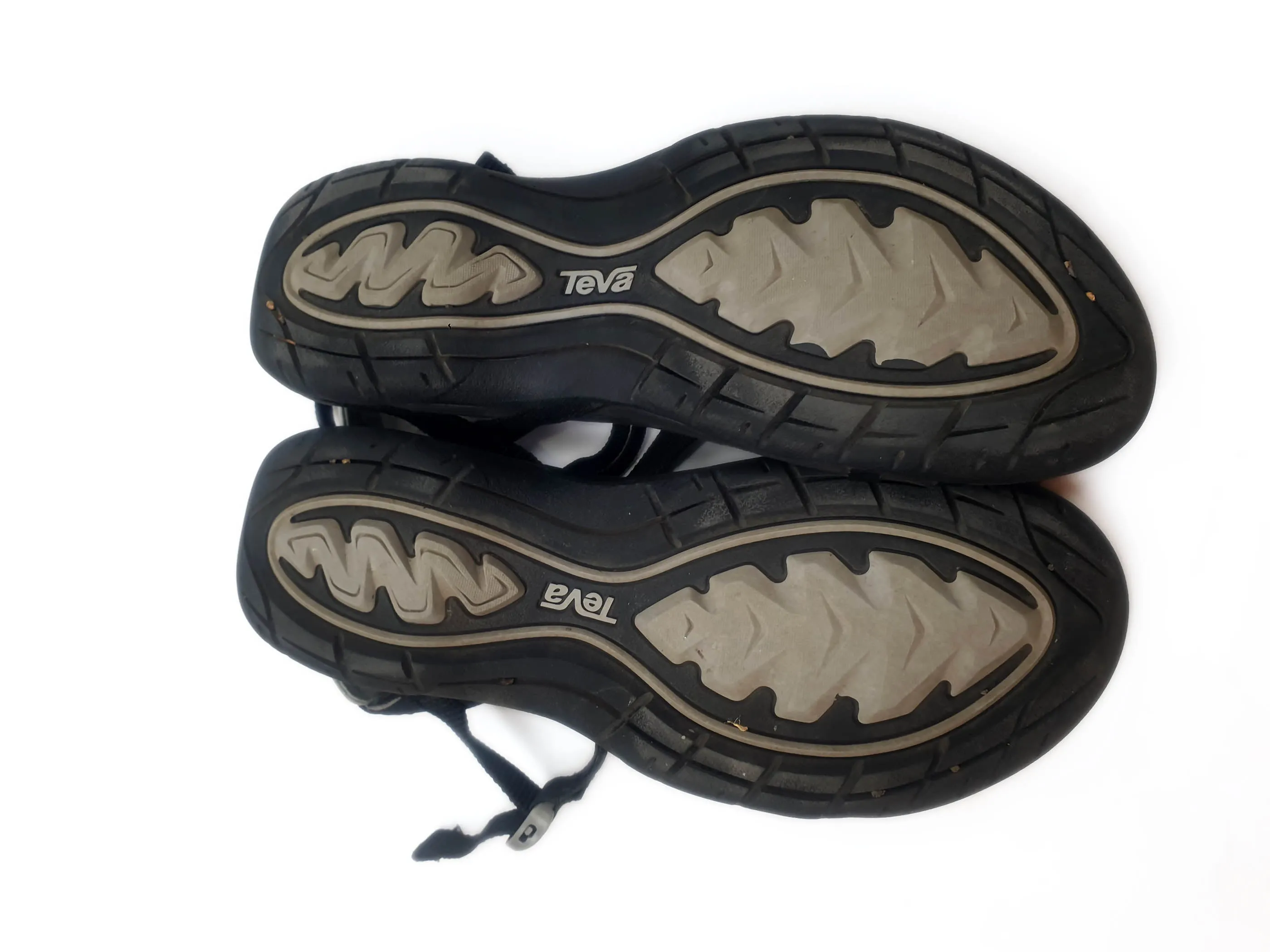 Teva black shoes size 39
