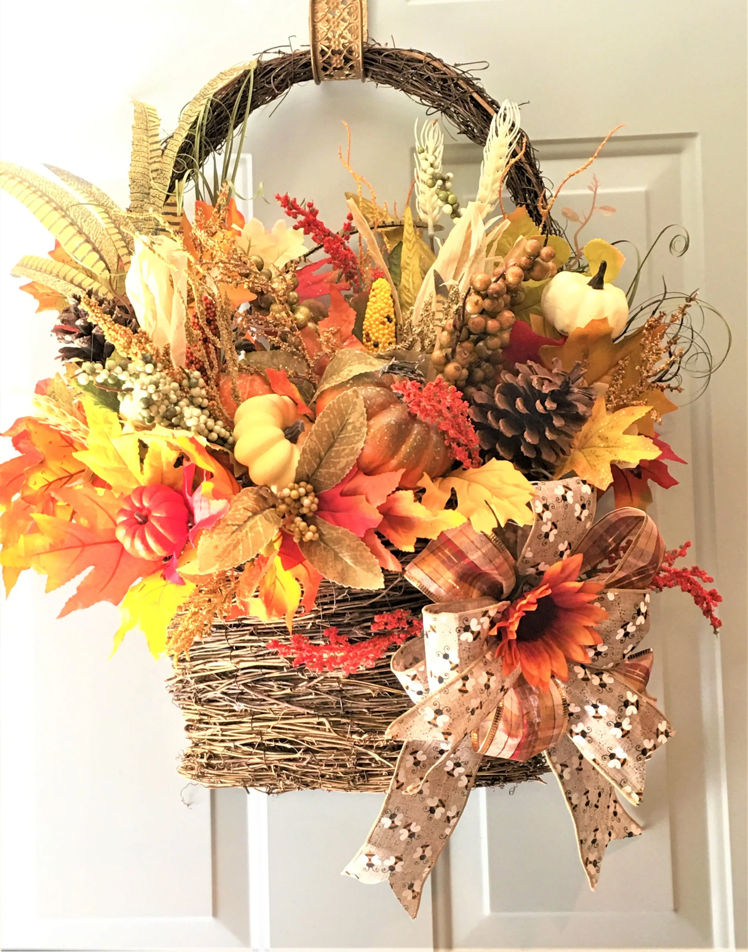 Thanksgiving Traditions 22" L X 20" W